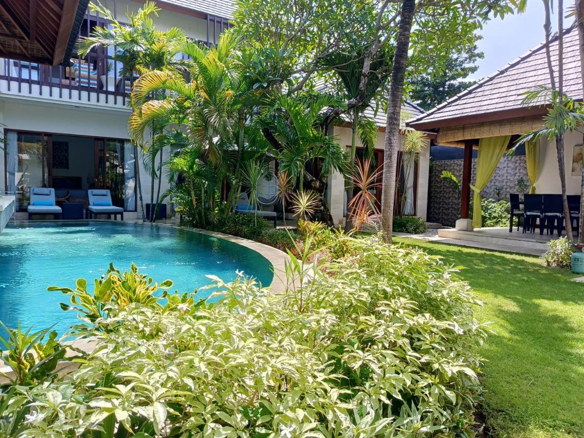 Tounga Sanur (Bali)